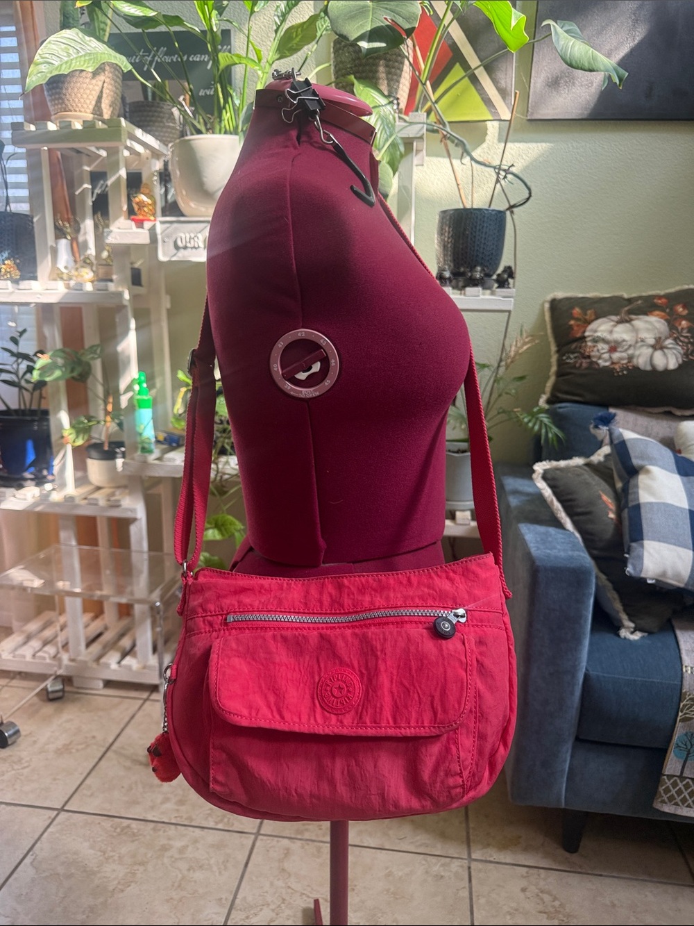 Kipling Syro Crossbody; Excellent condition